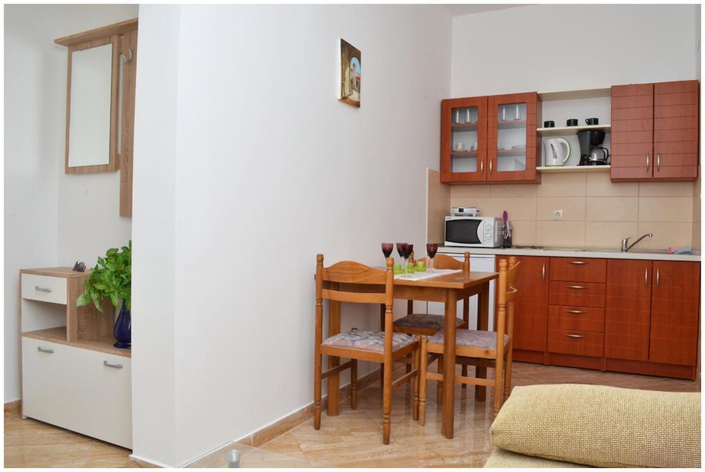 Apartments Luciano Seget Vranjica Habitación foto