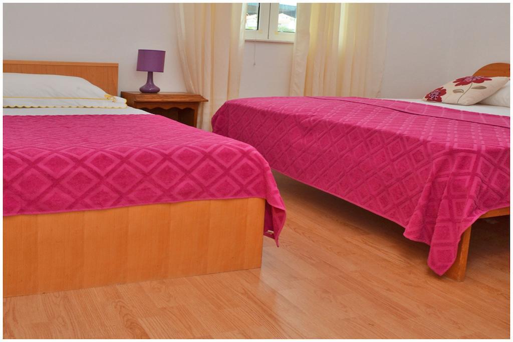 Apartments Luciano Seget Vranjica Habitación foto